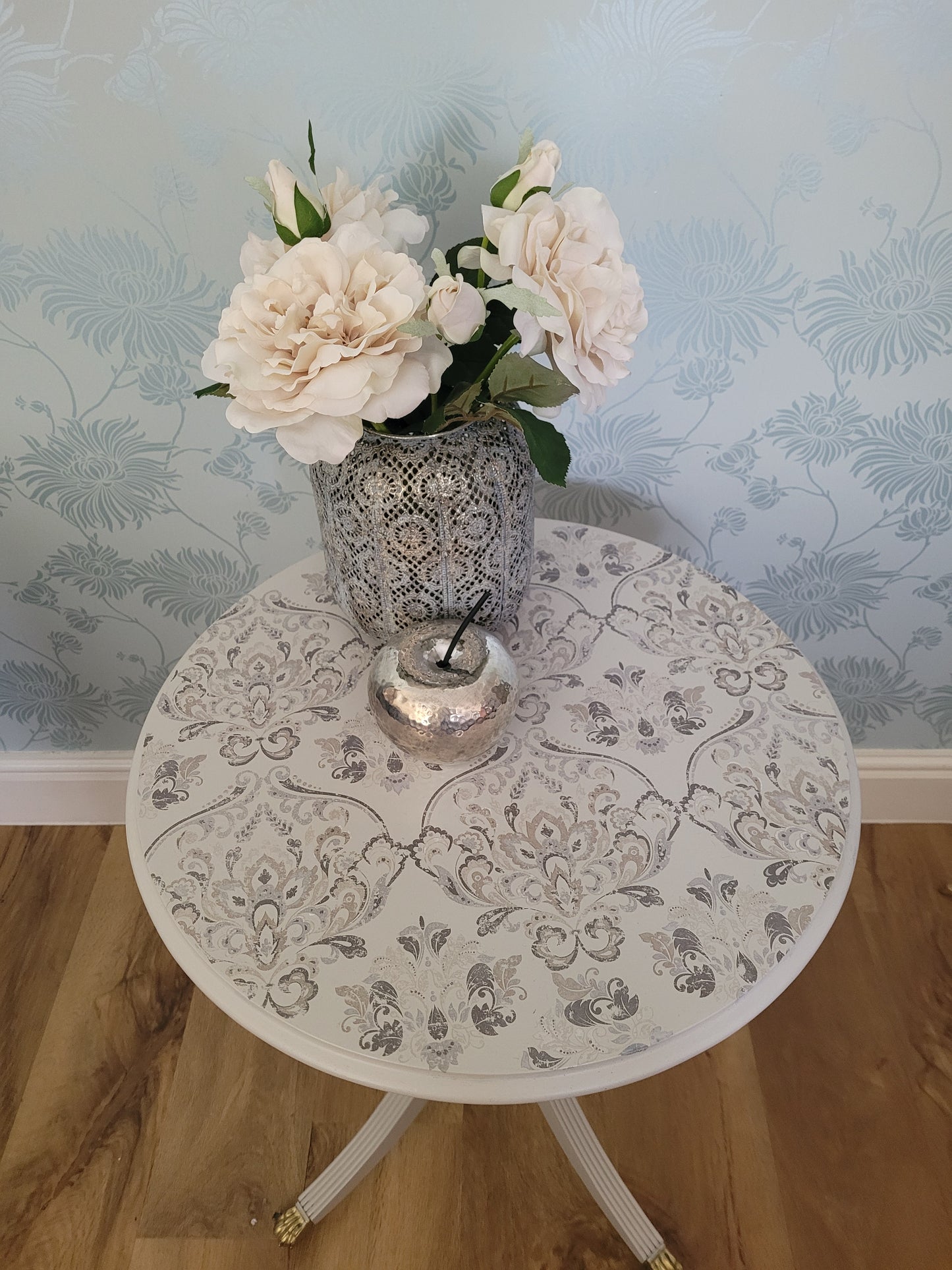 Circular Cream Lamp Table with Vintage Lace Design
