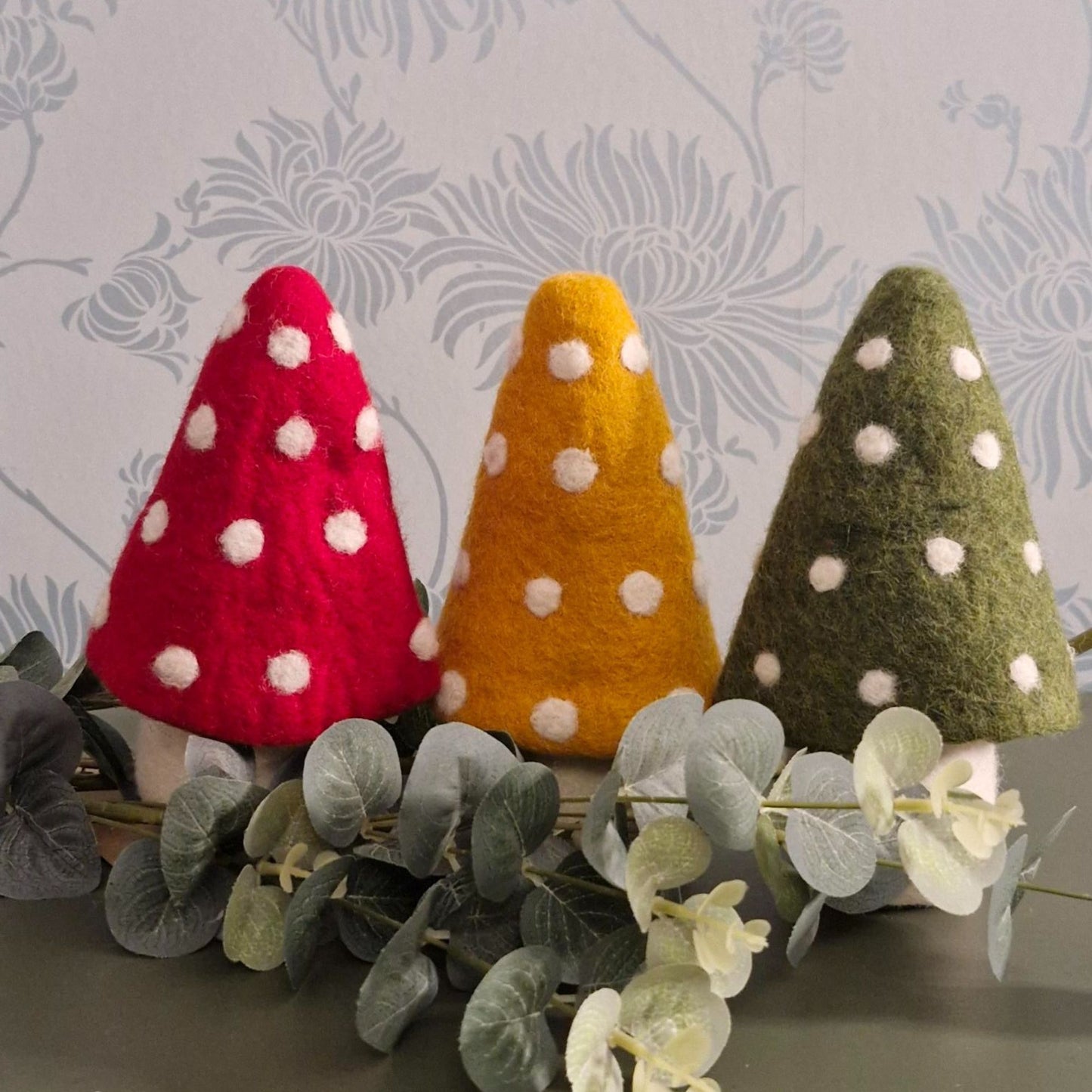 Large Felt Mushroom Ornament – 100% Wool, Handcrafted in Nepal (Fair Trade, 19cm)