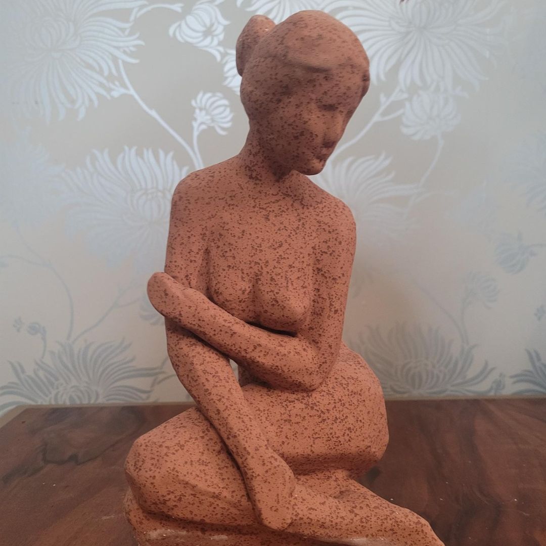 Handcrafted Terracotta Seated Sculpture - Unique Rustic Home Décor | Minimalist Figurine Art Piece