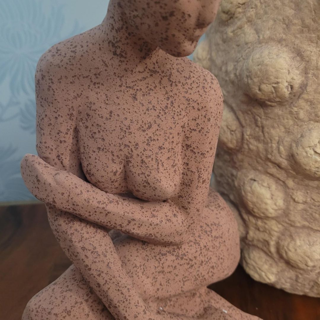 Handcrafted Terracotta Seated Sculpture - Unique Rustic Home Décor | Minimalist Figurine Art Piece