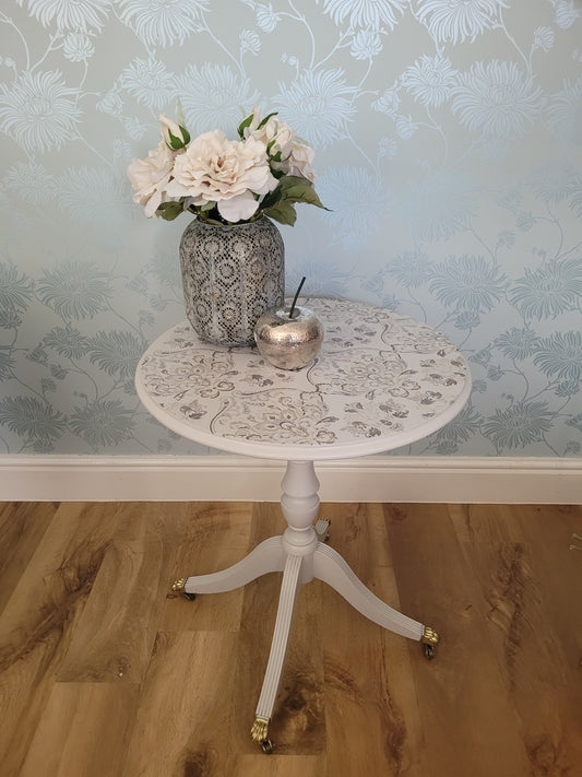 Circular Cream Lamp Table with Vintage Lace Design
