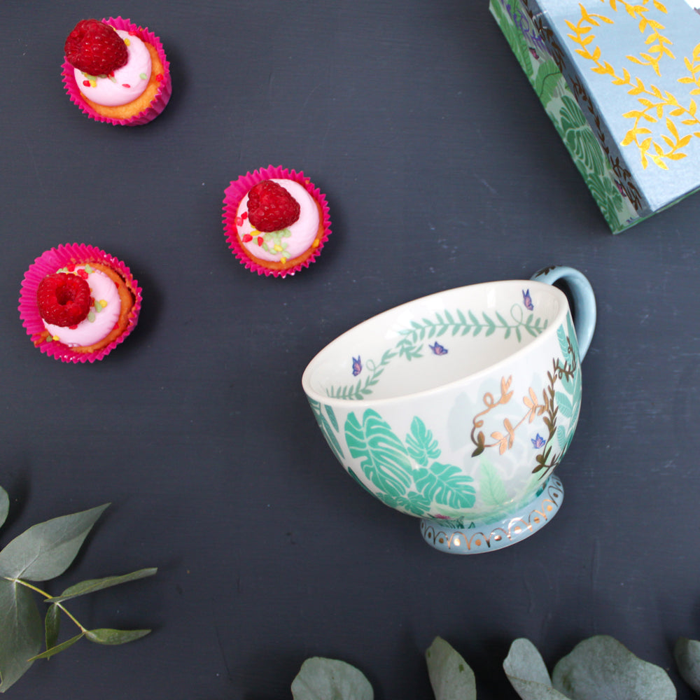 Boulevard Greenhouse China Cup with Ornamental Cat