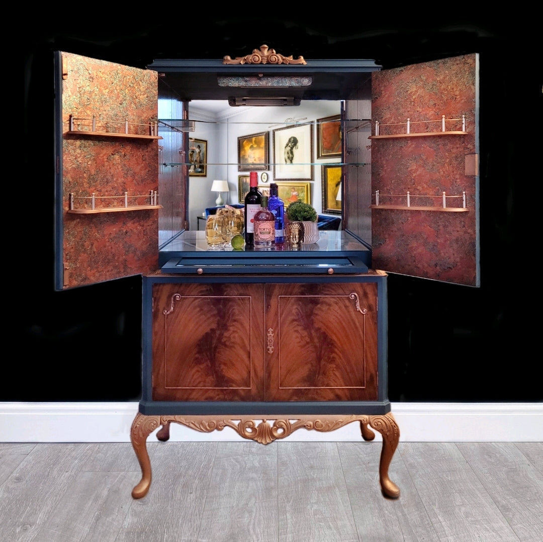 Queen Anne Style Flame Mahogany Cocktail Cabinet