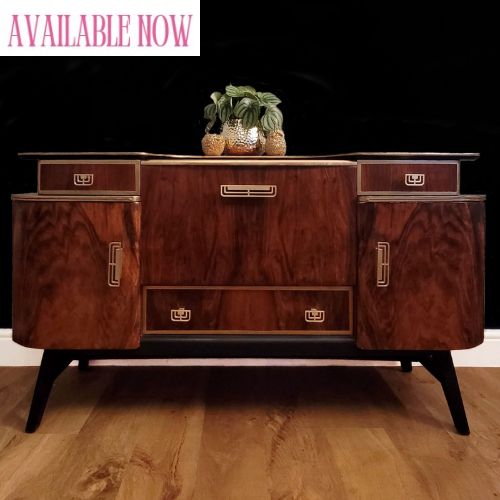 Beautility Mid-Century Cocktail Cabinet – A Stylish Statement for Entertaining / Walnut Grain / Black / Gold / Art Deco